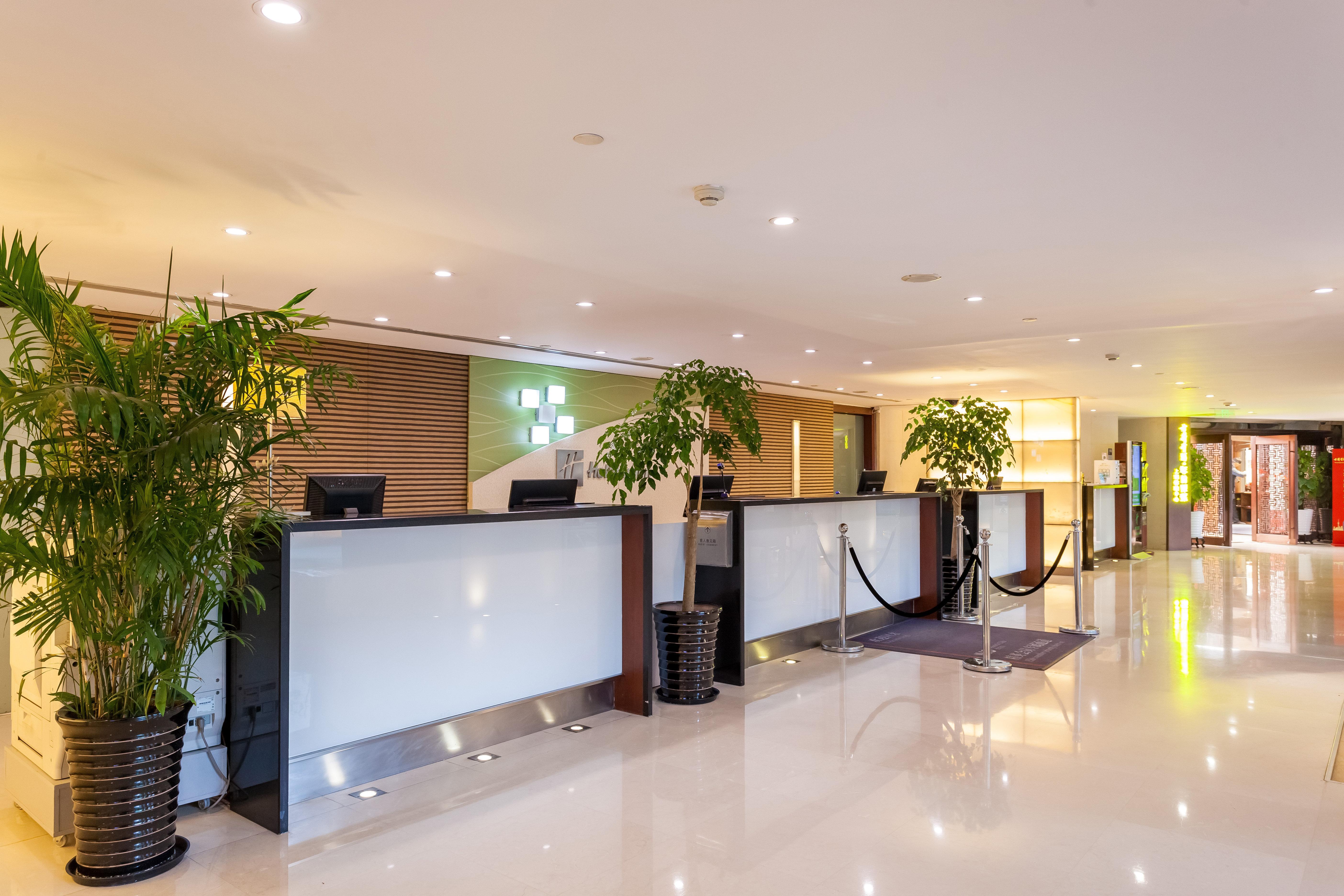 Holiday Inn Shanghai Vista, an IHG Hotel Bagian luar foto