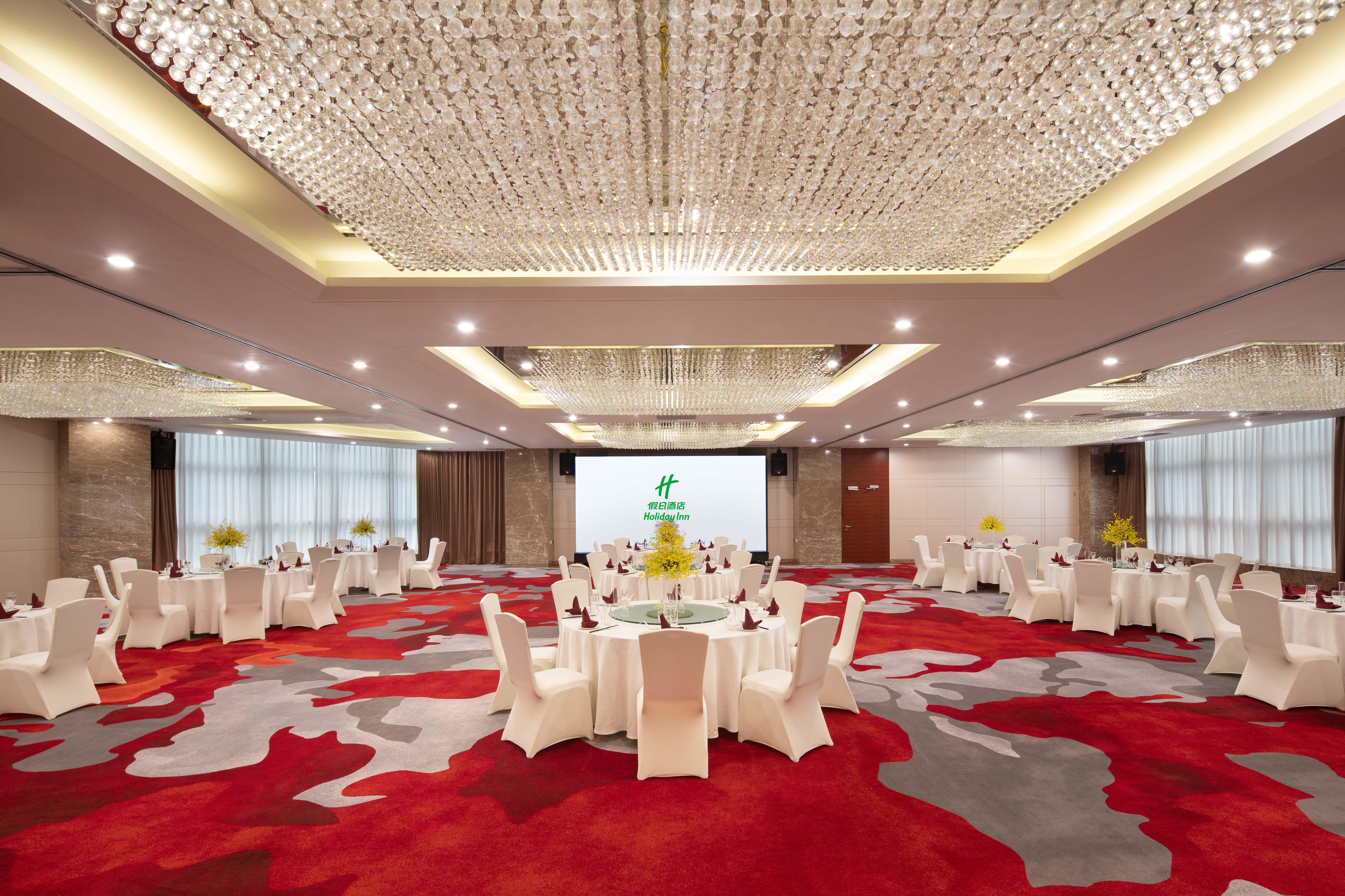 Holiday Inn Shanghai Vista, an IHG Hotel Bagian luar foto