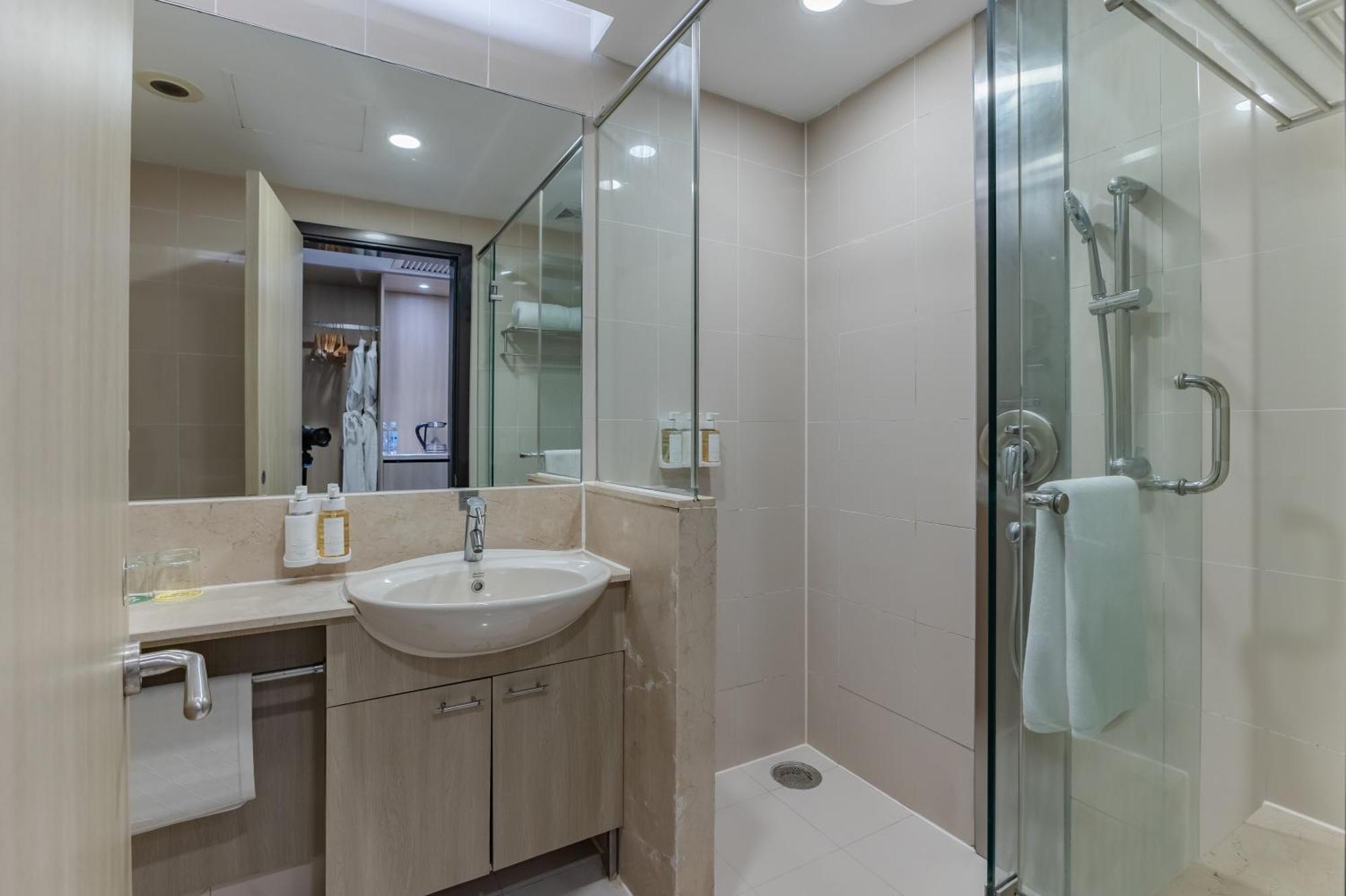 Holiday Inn Shanghai Vista, an IHG Hotel Bagian luar foto