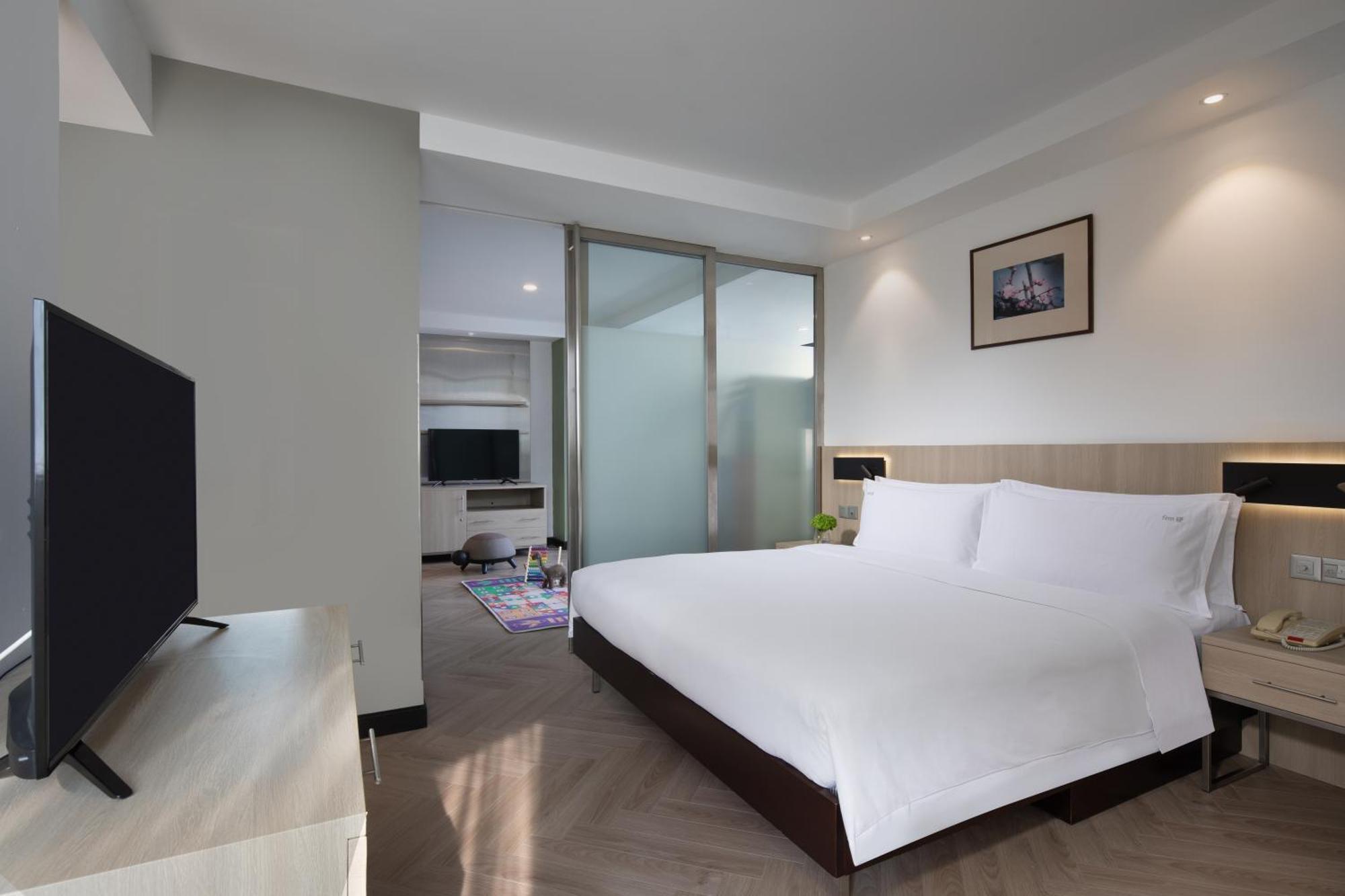 Holiday Inn Shanghai Vista, an IHG Hotel Bagian luar foto