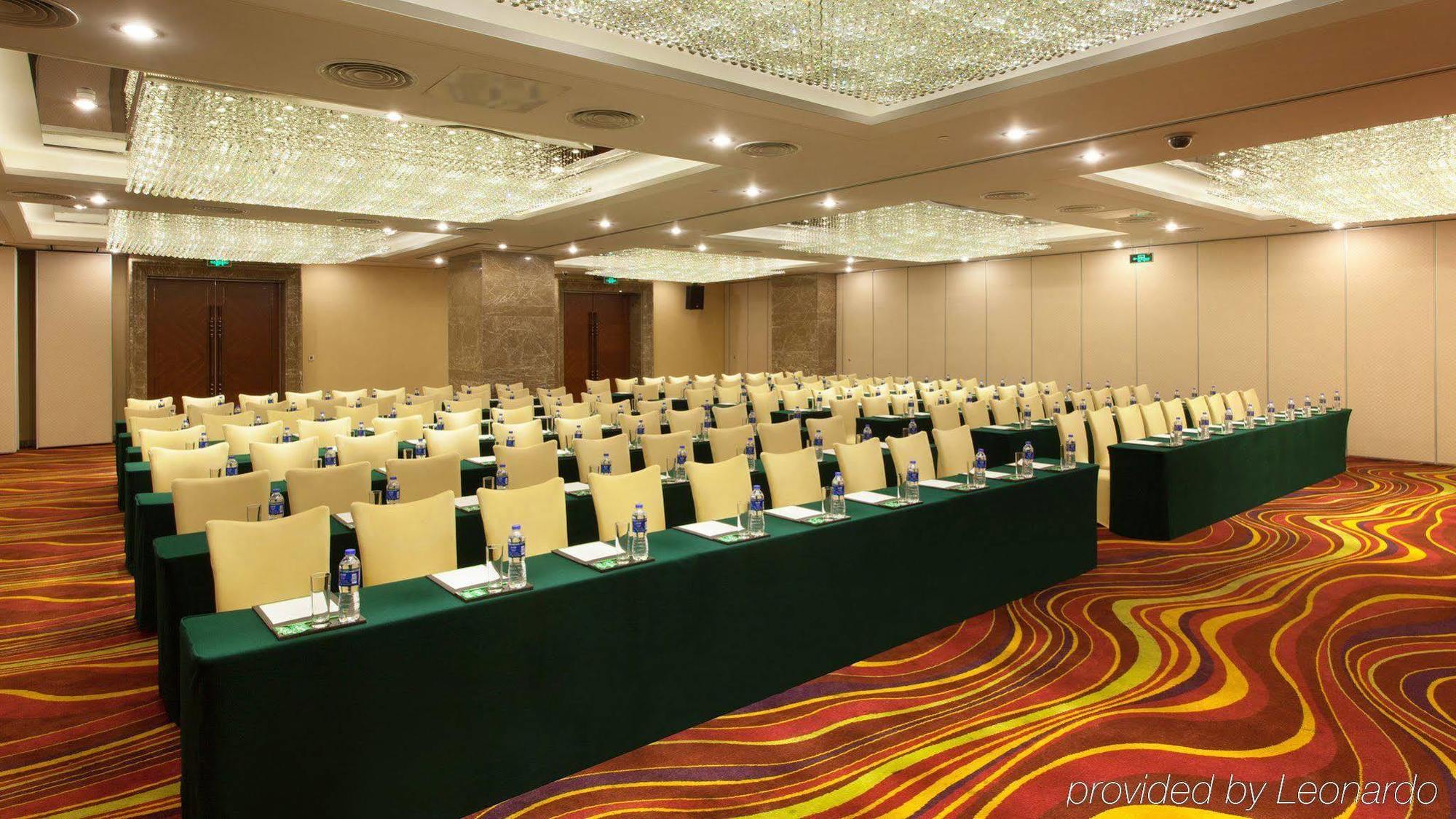 Holiday Inn Shanghai Vista, an IHG Hotel Bagian luar foto
